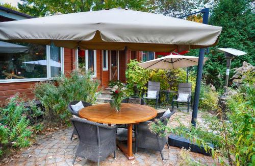 Oka House | Gîte le 308 Chambre bord de l'eau oka