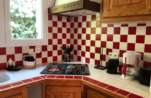 Saint-Christol-Les-Ales House | Gîte 'Le Cyprès' at Heike and Didier's, shared pool, Wi-Fi and air conditioning