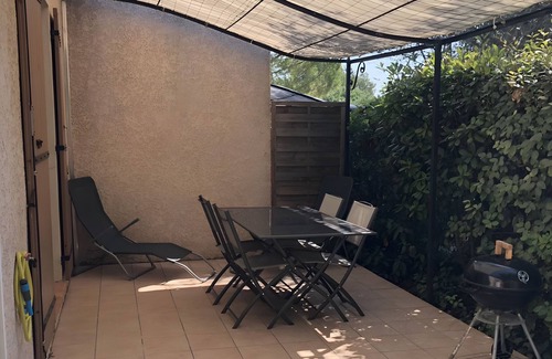 Saint-Christol-Les-Ales House | Gîte 'Le Cyprès' at Heike and Didier's, shared pool, Wi-Fi and air conditioning