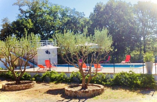 Lablachere Cottage | Gîte Le Mûrier, Quiet in Southern Ardèche, With Swimming Pool and Wifi