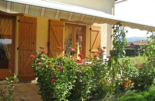 La Tuiliere House | Gîte moderne avec cheminée et terrasse en Rhône-Alpes - FR-1-496-93