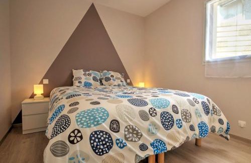 Herbignac House | Gîte Pays de la Loire: Calme, Jardin, Equipements Bébé, Proche Mer et Terre Brière - FR-1-306-1105