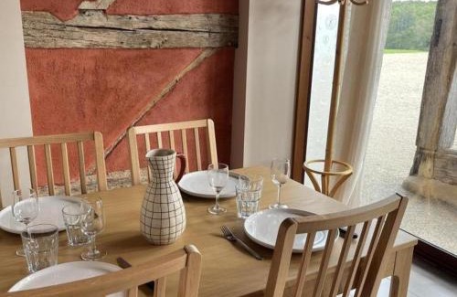 Montbeugny House | Gîte pour 4 pers à Montbeugny avec terrasse, animaux admis - FR-1-489-597