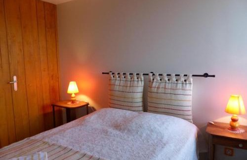 Dompierre-sur-Besbre House | Gîte proche Le PAL avec terrasse, jardin et animaux acceptés - FR-1-489-51