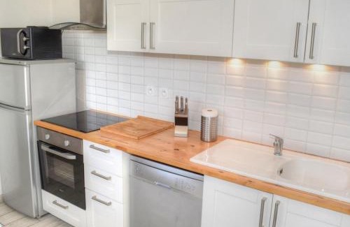 Luynes House | Gîte relaxant avec piscine chauffée, proche des Châteaux de la Loire - FR-1-381-393