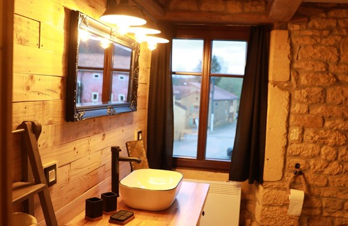 Rouvroy House | Gîte Rural Dans une Maison de Caractère Dans le Beau Village de Torgny