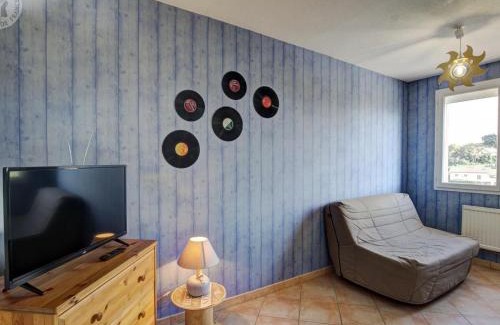 Saint-Romain-en-Jarez House | Gîte rural dans le Parc du Pilat avec parking et jardin privé - FR-1-496-295