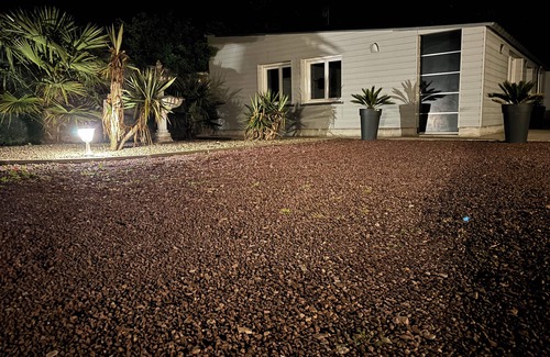 Saint-Marcouf House | Gîte Tout Confort, Accès Direct à la Plage. Terrain Clos, Grande Terrasse