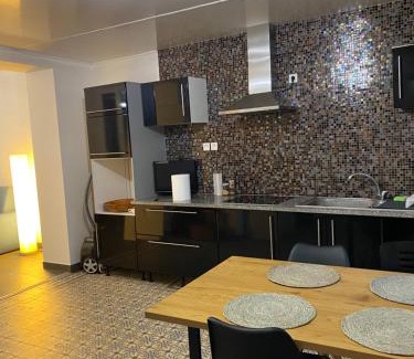 Estrees-Mons House | Gîte Travailleurs de La Somme