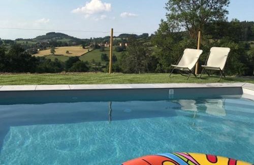 Belmont-de-la-Loire House | Gîtes de charme avec piscine et animaux acceptés pour 13 personnes - FR-1-496-140