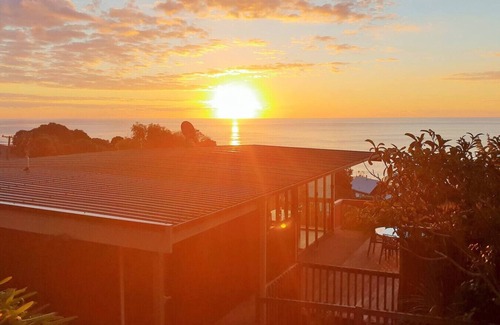 Raglan Apartment | G SPOT (upper level) WITH SPA