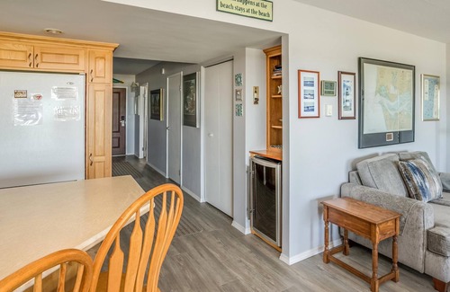 Gearhart Condo | G712 2 Bedroom 4th Floor ADULTS ONLY, No Cleaning Fees