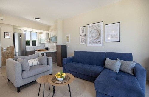 Chorafakia Apartment | Gabriel MOdern Apartment-shared pool-close to the beach