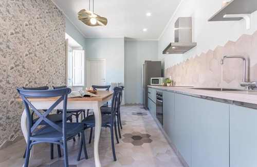 Aurelio Apartment | Gabrielle Charming Apartment in Trastevere