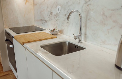 Vila Nova de Gaia Apartment | GAIA PREMIUM A WITH TERRACE by VACATIONY