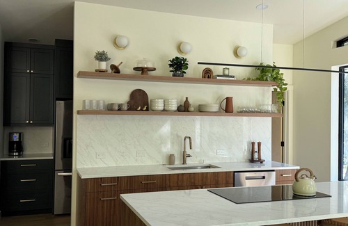 Bellingham House | Galby Getaway - Modern House on Galbraith Mountain - Mountain Biking made easy!