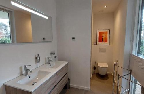 Malden Bed & Breakfast | Galerie Maison d'Art loft