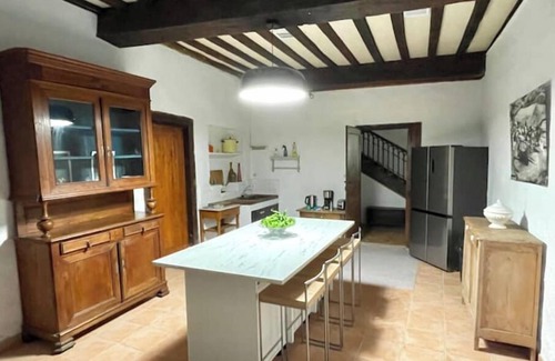 Barcus House | Galhareta, La Maison Rose