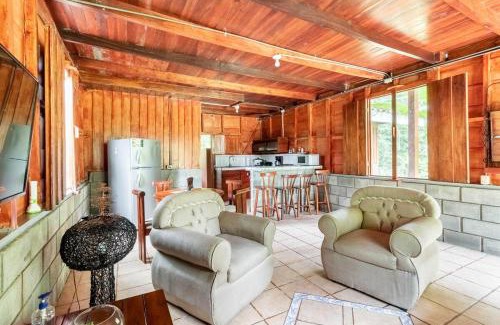 Penas Blancas Ski Chalet | Gamboa Cabin - Delightful Couples Vacation Cabin