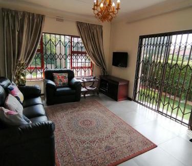 Farrarmere House | Garden and Park Leisure on Tugela