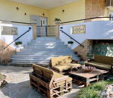 Kavala Apartment | Garden Beach House