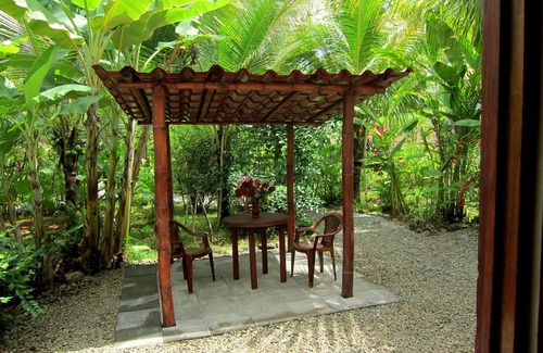 Baru House | Garden Cabina/Bungalow next to Nauyaka WaterFalls