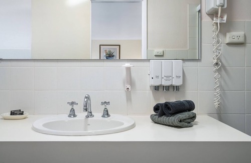 Wagga Wagga Hotel | Garden City Motor Inn