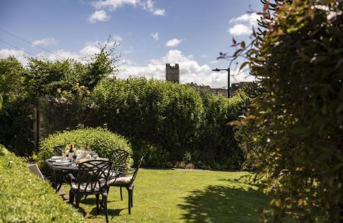 Richmond House | Garden Cottage
