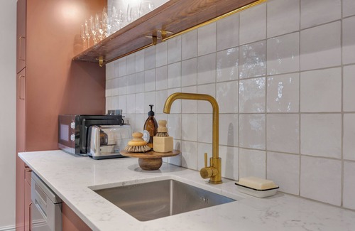 Belsize Apartment | Garden Getaway by Primrose Hill