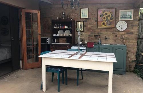 Vredefort Apartment | Garden Room At Schilbach House