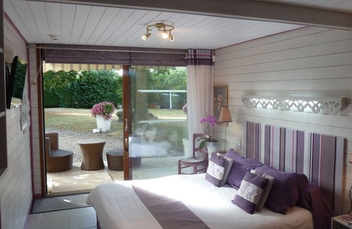 Ceaux Bed & Breakfast | GARDEN room ---- Les Bruyères du Mont