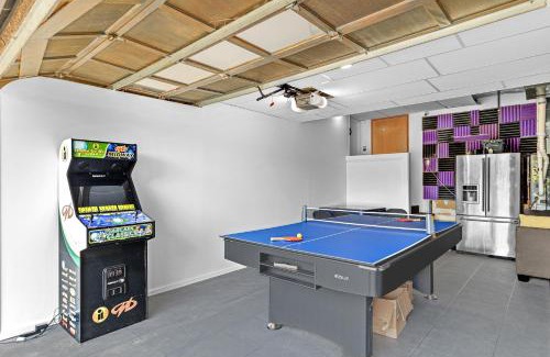 Silver Lake House | Garden Suite Two Bedroom with Hot Tub Sauna Outdoor kitchen and Game Room