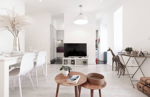 Penha de Franca Apartment | Garlic Apartment, Wifi, AC !new!