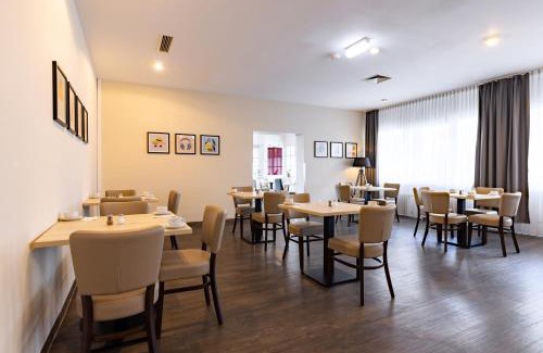 Porz Hotel | Garner Hotel Cologne Porz - Airport by IHG
