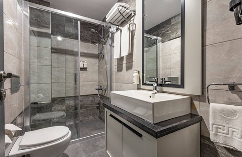 Arnavutkoy Hotel | Garner Hotel Istanbul - Airport Arnavutkoy by IHG