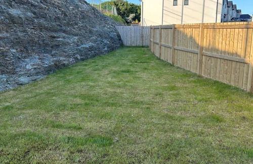 Holyhead House | Garreg Fawr Trearddur bay Holiday Home to let