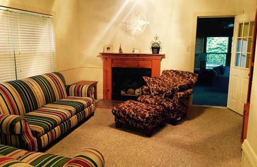 Saugatuck Villa | Garrys Cottage