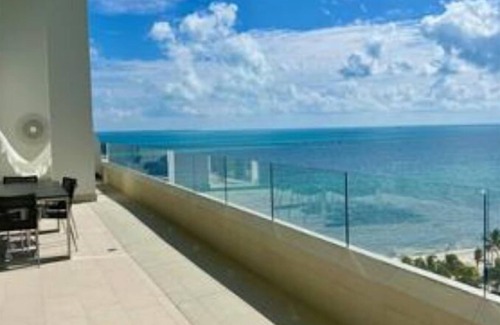 Puerto Juarez Condo | GARZA BLANCA RESORT & SPA CANCUN PENTHOUSE