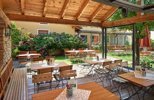 Riedenburg House | Gasthaus zum Himmelreich