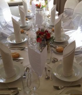 Pitten House | Gasthof Manhalter