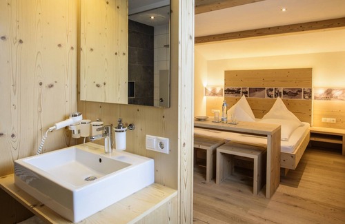 Gargellen Hotel | Gasthof Pension Wulfenia