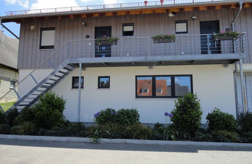 Hoßkirch Apartment | Gasthof Reiterstuben Apartment "Ernst" 55 m2 in a quiet rural location