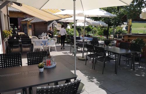 Ernetschwil Hotel | Gasthof zum Schweizerhaus