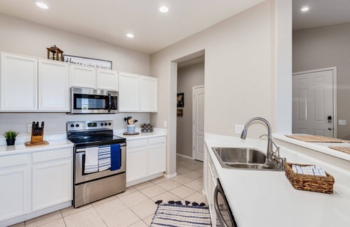 Alta Mesa House | Gated Golf Course Luxury ~ Newly Remodeled with Pool, Spa & EV Charger