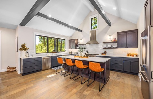 Roslyn House | Gated Luxury Retreat | Near Nelson Farm+Swim Spa/GameRm+Hidden Rewards Awaits