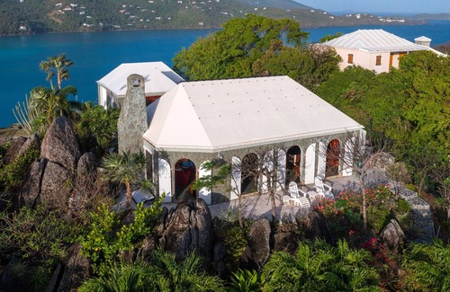 Estate Peterborg Villa | Gated privacy, Beautiful Views, Heated Pool, Huge Great Room for Entertaining.