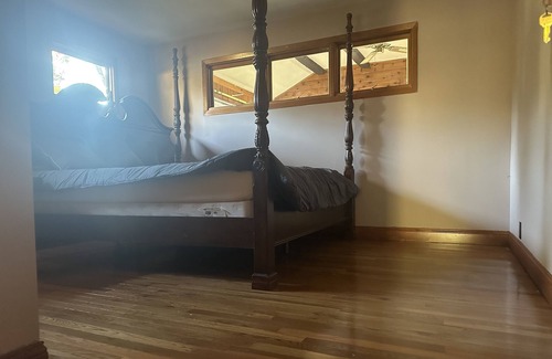 Stevenson Cabin | Gateway cabin pet friendly/river access