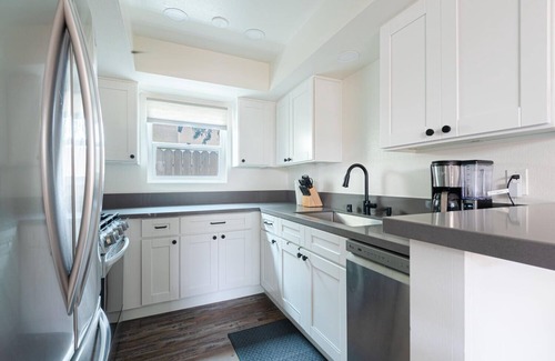 Oxnard Dunes House | Gateway to Oxnard Beach