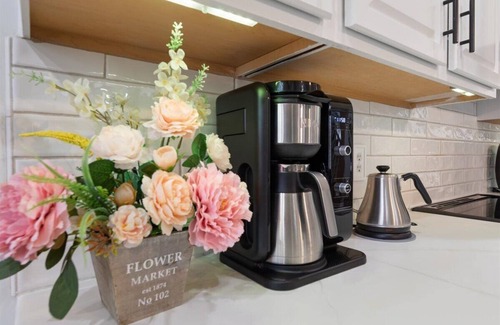 Bellevue House | Gather & Stay Bellevue