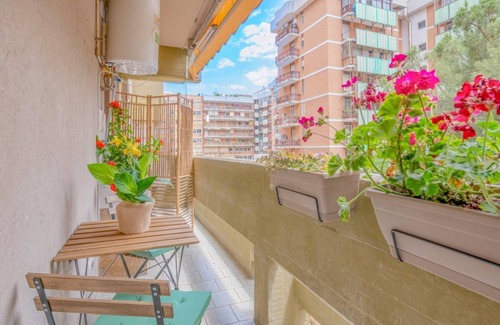 Municipio 2 Apartment | Gatsby - Jazz Age Dream